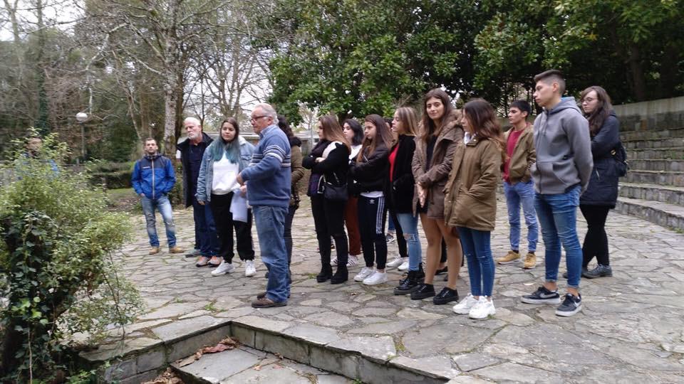 As 18 alumnas e alumnos que participan no curso de monitor de tempo libre remataron as 200 horas teórico-prácticas As 18 alumnas e alumnos que participan no curso de monitor de tempo libre remataron as 200 horas teórico-prácticas