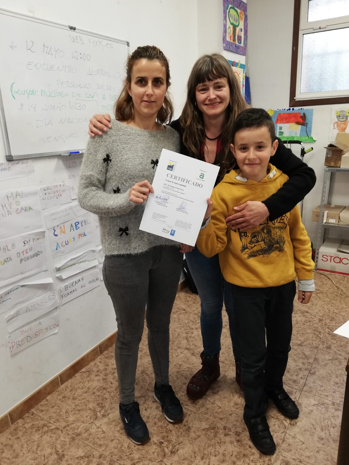 Trece persoas participaron no curso básico de lingua de signos impartido en Ames Trece persoas participaron no curso básico de lingua de signos impartido en Ames