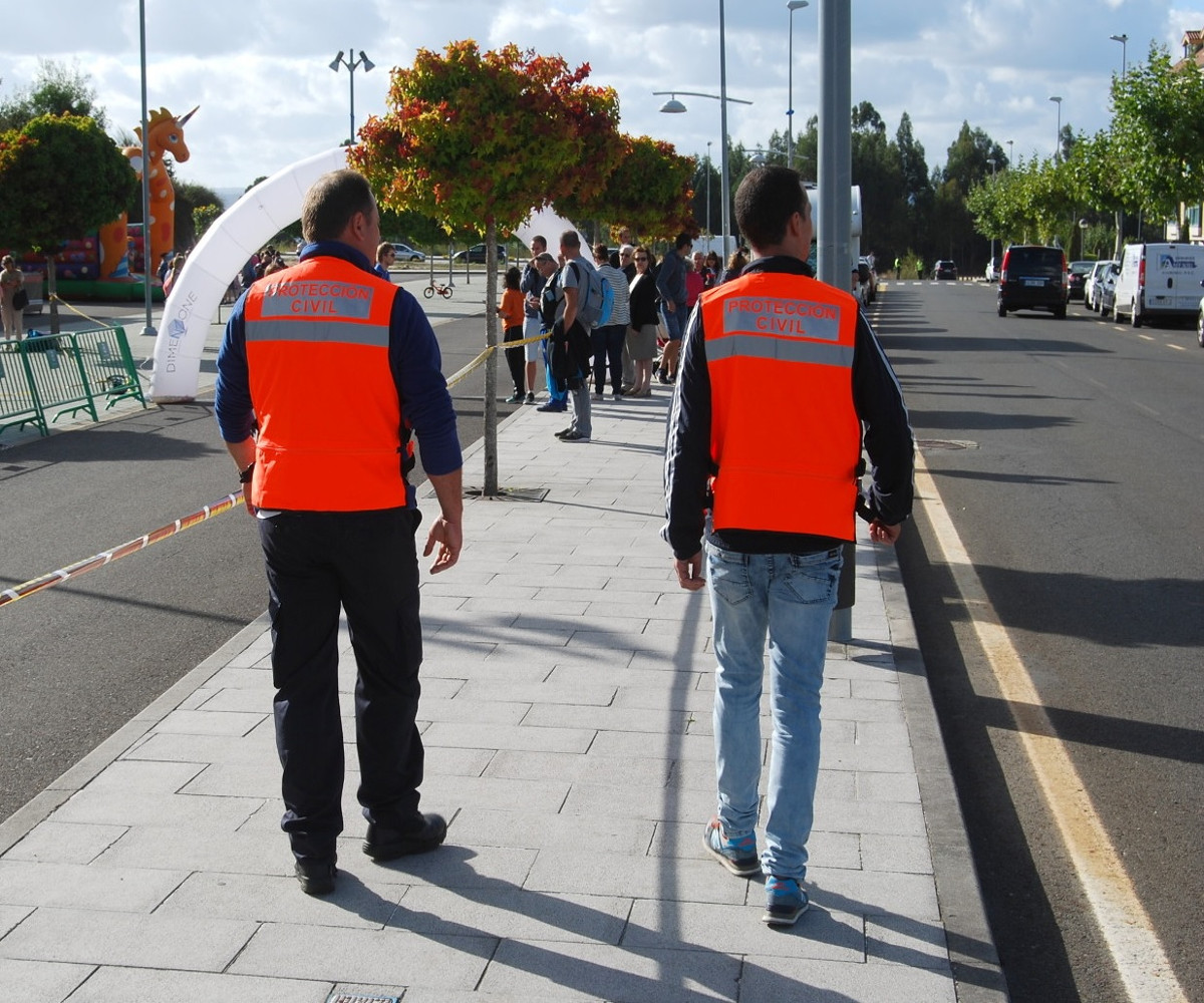 A Concellaría de Turismo e a agrupación de Protección Civil de Ames poñen en marcha en Semana Santa un operativo especial destinado ao apoio dos peregrinos/as A Concellaría de Turismo e a agrupación de Protección Civil de Ames poñen en marcha en Semana Santa un operativo especial destinado ao apoio dos peregrinos/as