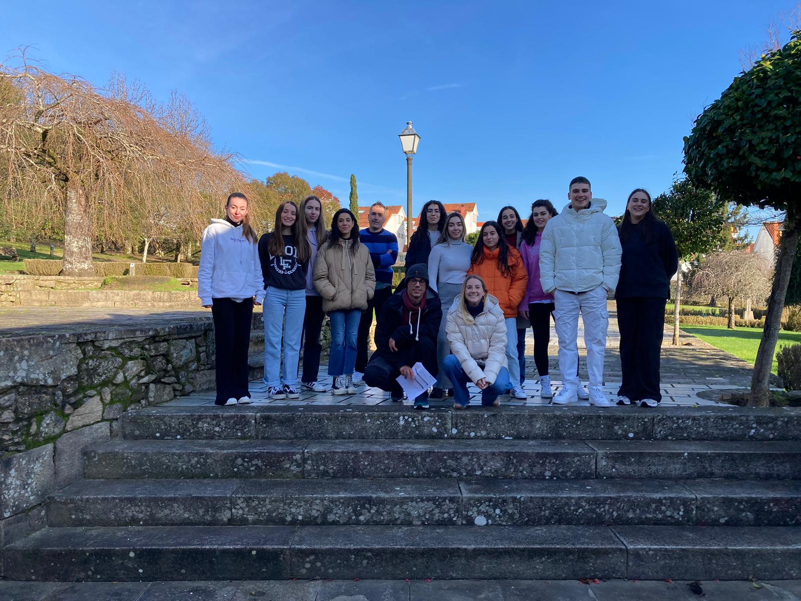 15 rapaces e rapazas están a participar no curso de monitor de tempo libre organizado pola Concellería de Mocidade 15 rapaces e rapazas están a participar no curso de monitor de tempo libre organizado pola Concellería de Mocidade