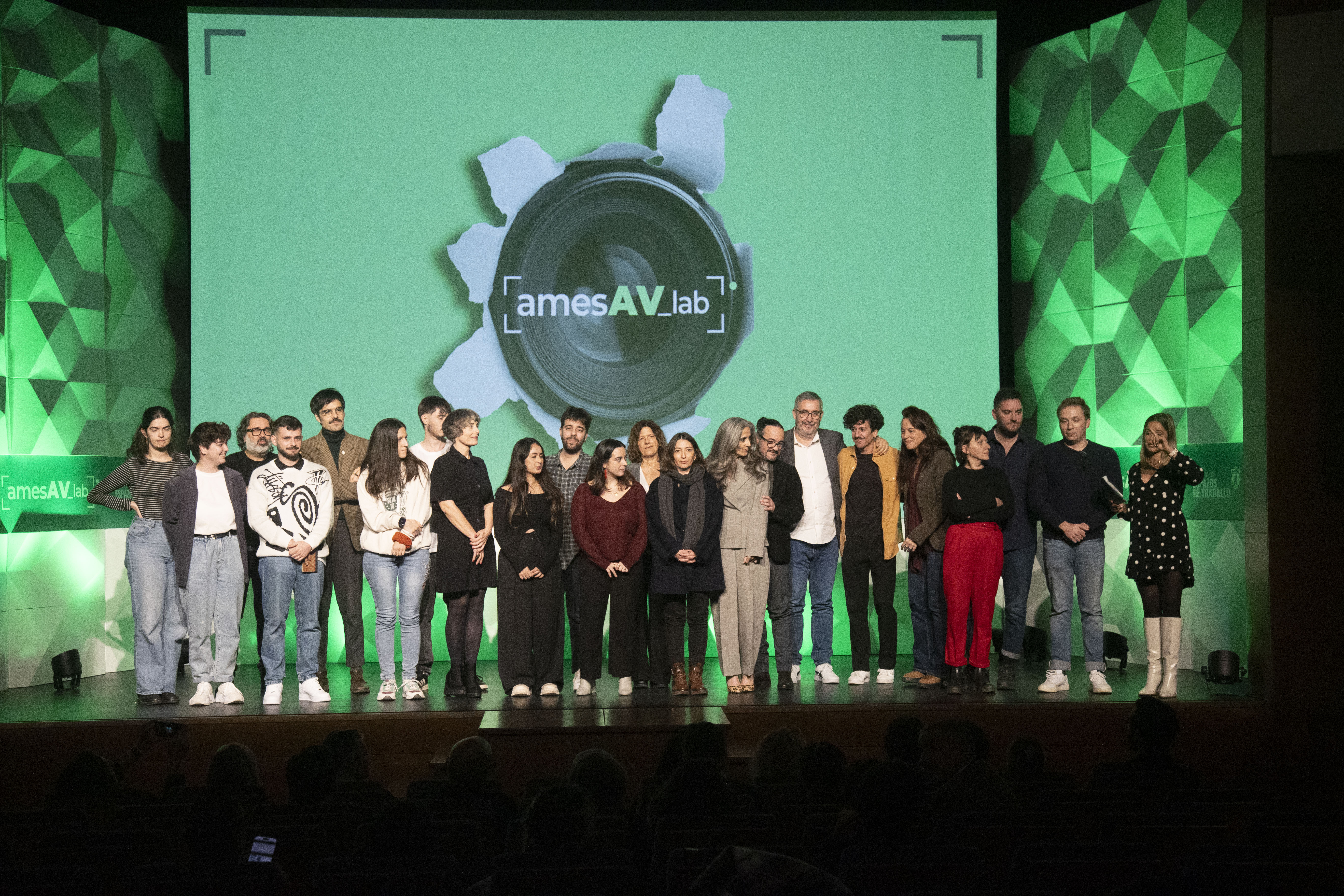 Os/as creadores de 13 proxectos do Ames AV LAB expoñen os seus proxectos nun acto celebrado na Casa da Cultura do Milladoiro Os/as creadores de 13 proxectos do Ames AV LAB expoñen os seus proxectos nun acto celebrado na Casa da Cultura do Milladoiro