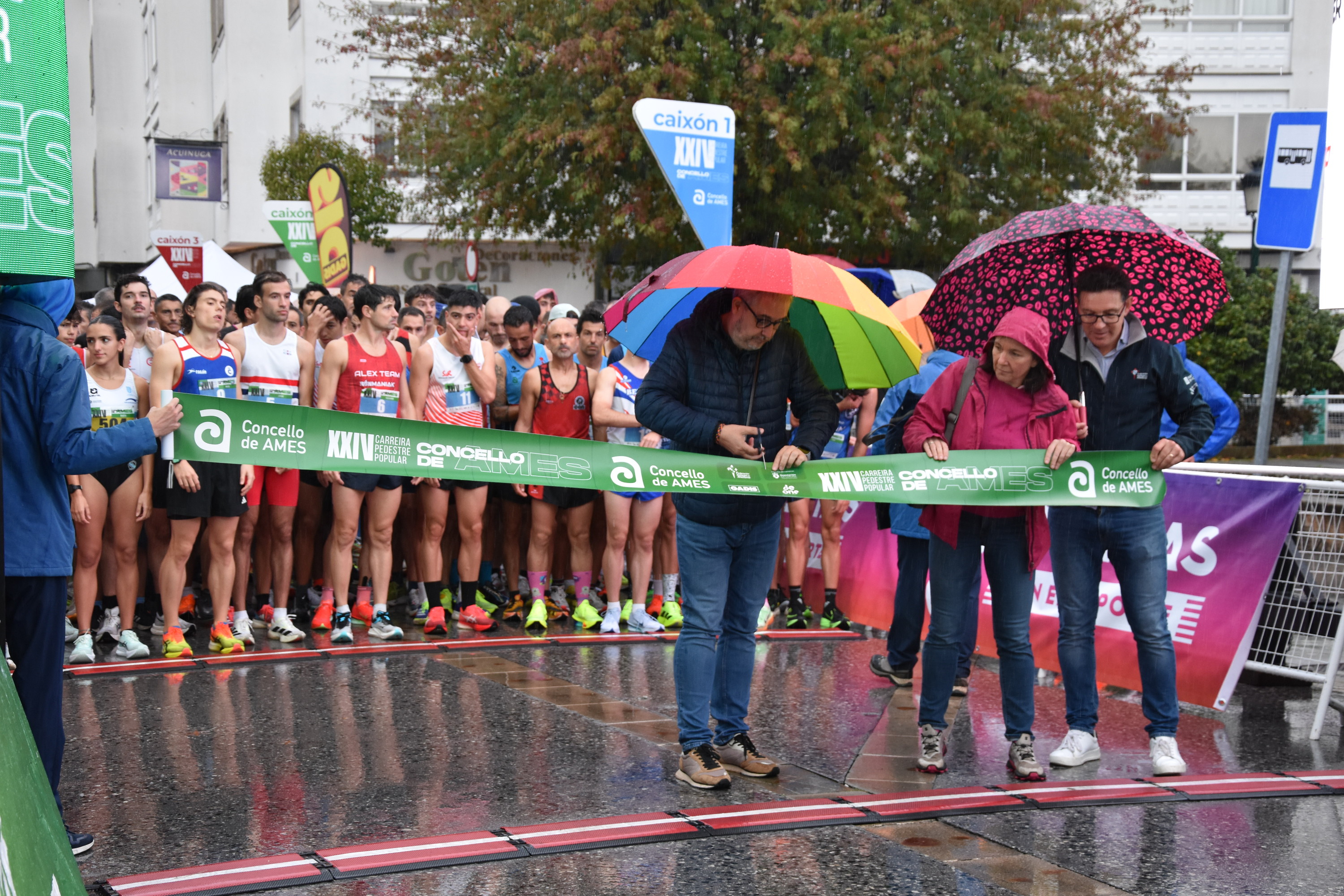 Iván Puentes Barcia e Andrea Iglesias Carballido gañan a proba absoluta 10K da XXIV Carreira Pedestre Popular do Concello de Ames Iván Puentes Barcia e Andrea Iglesias Carballido gañan a proba absoluta 10K da XXIV Carreira Pedestre Popular do Concello de Ames