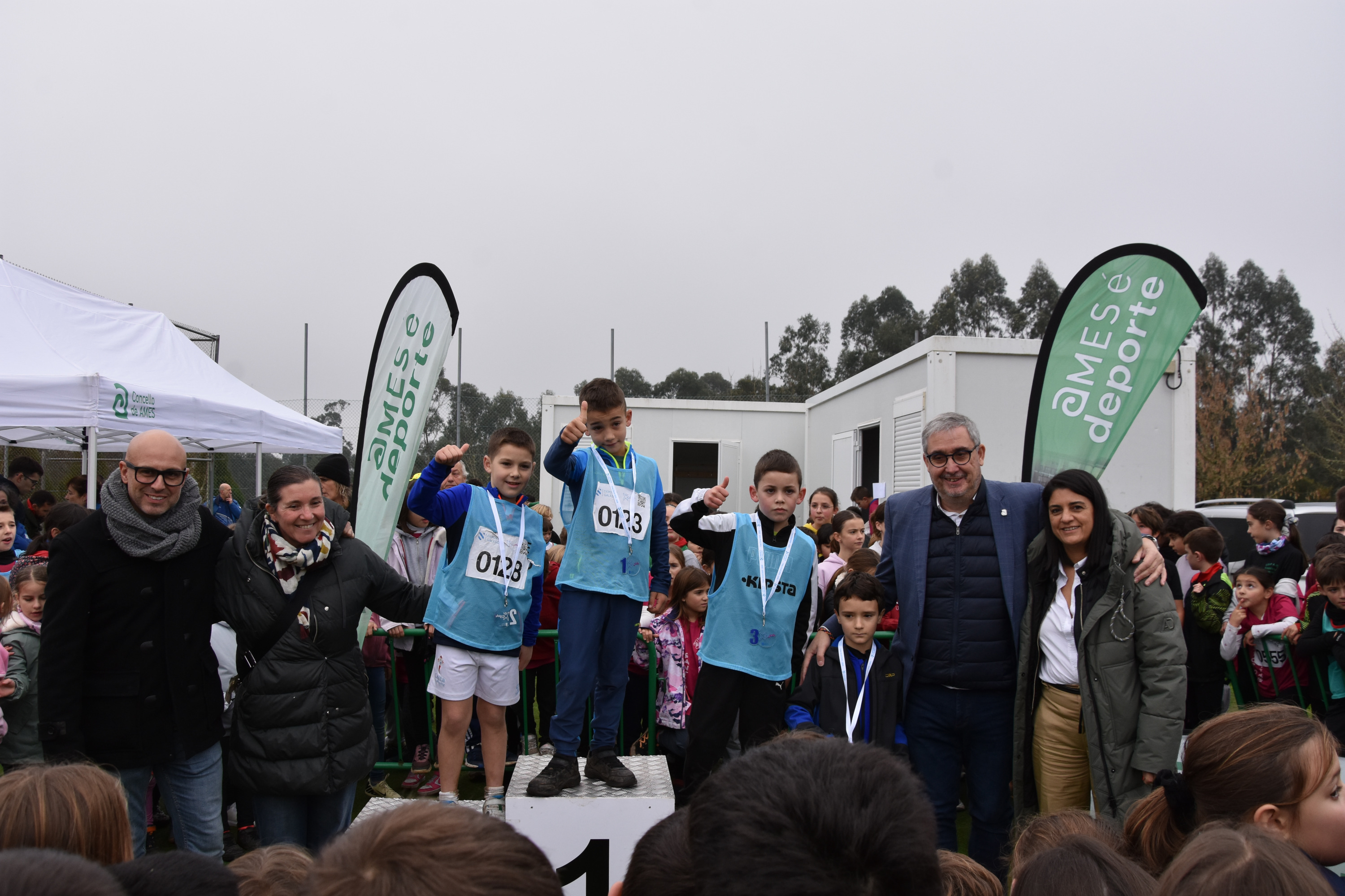 Preto de 2.000 escolares participan en Ames na fase comarcal do campionato de cros Xogade 2025 Preto de 2.000 escolares participan en Ames na fase comarcal do campionato de cros Xogade 2025