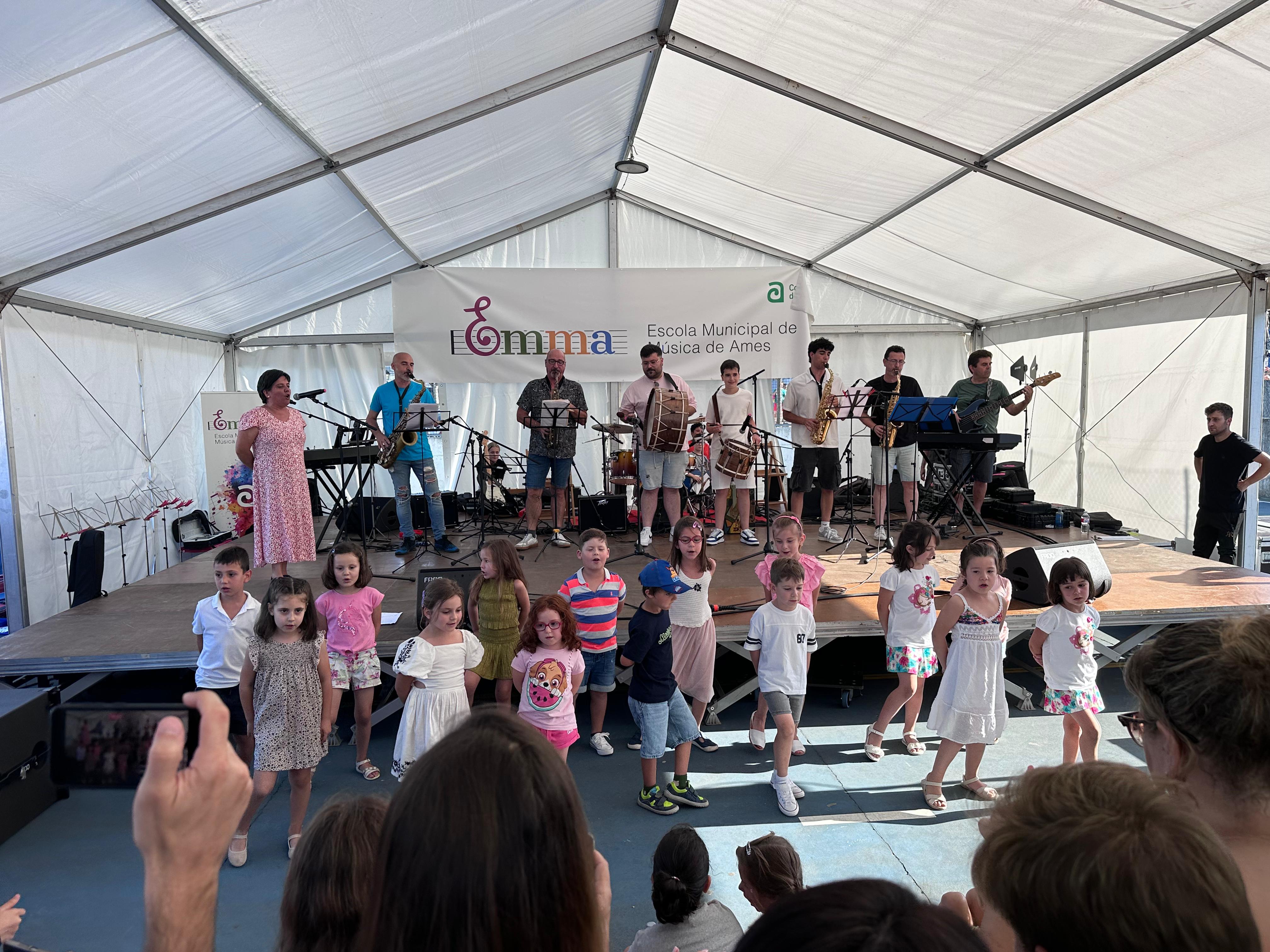 A Escola Municipal de Música de Ames abre un novo prazo de inscrición para as prazas que quedaron libres A Escola Municipal de Música de Ames abre un novo prazo de inscrición para as prazas que quedaron libres