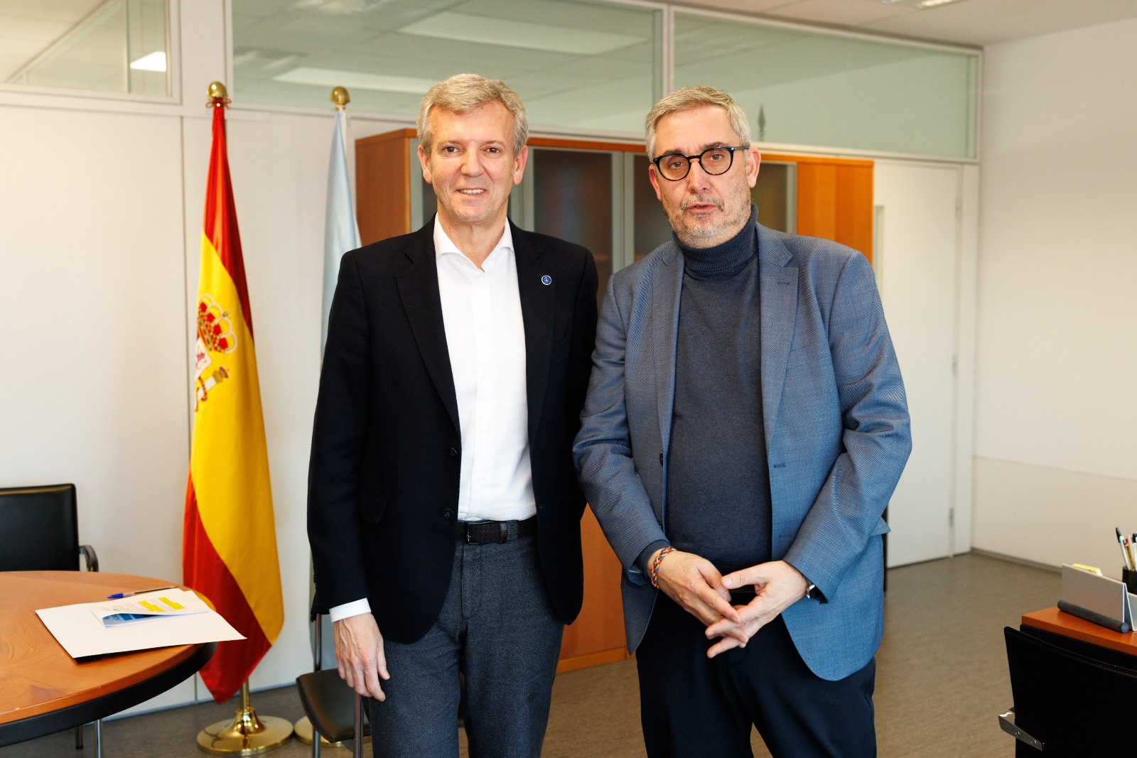 Alfonso Rueda e Blas García acordan impulsar un proxecto de coliving en Ames e estudar a ampliación do centro de saúde de Bertamiráns Alfonso Rueda e Blas García acordan impulsar un proxecto de coliving en Ames e estudar a ampliación do centro de saúde de Bertamiráns