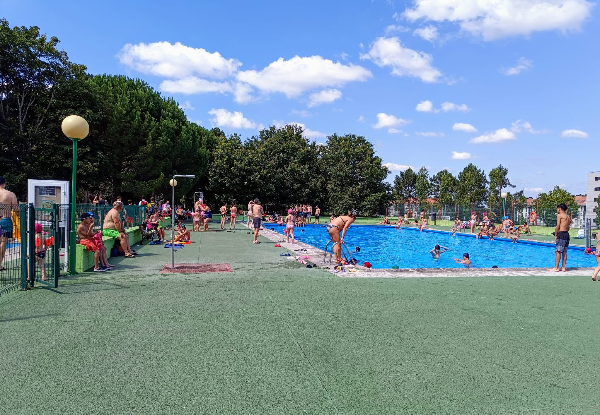 Os carnés de usuario/a das piscinas municipais descubertas poden solicitarse dende o 1 de xuño Os carnés de usuario/a das piscinas municipais descubertas poden solicitarse dende o 1 de xuño