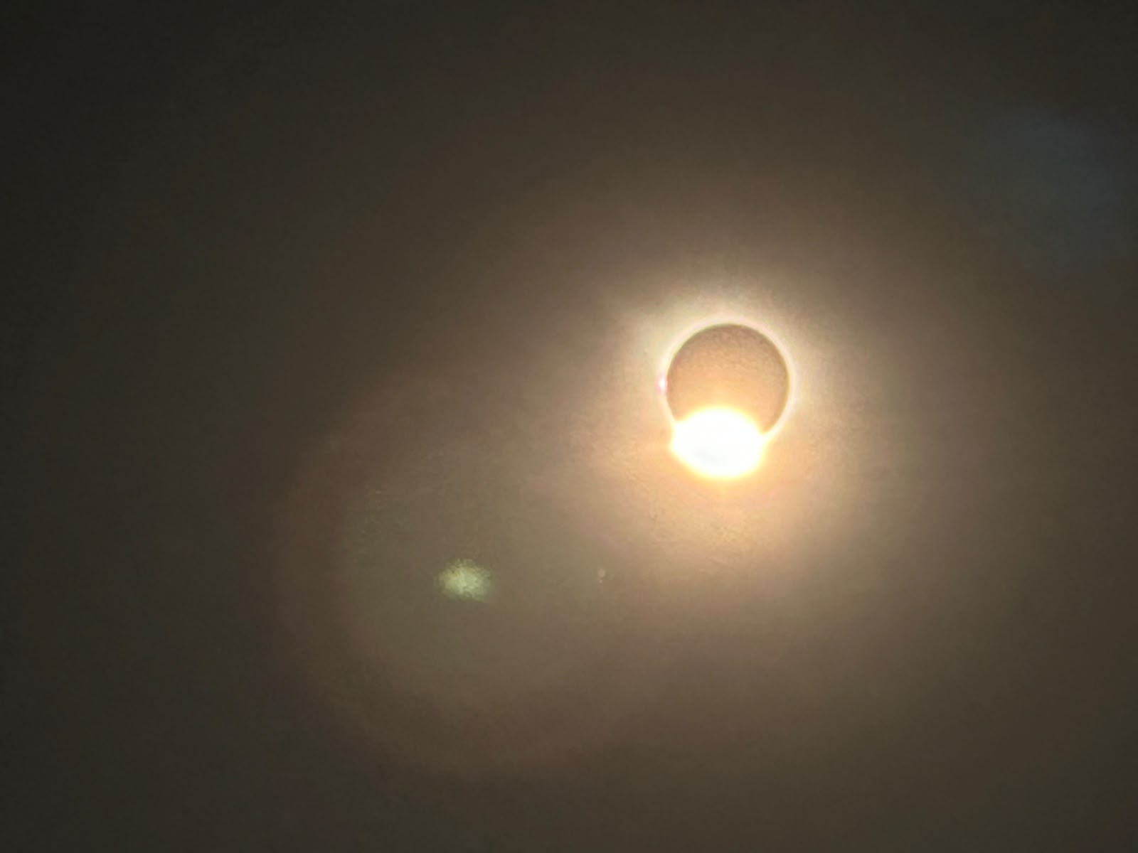 Ames goza dunha eclipse histórica Ames goza dunha eclipse histórica