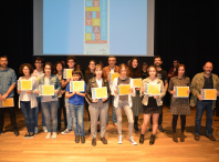 Ames conmemora o Día das Letras Galegas cun acto literario-musical no que se entregaron os premios dos Certames Literario e Intercentros