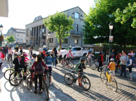 O alumnado do CEIP Agro do Muíño colle de novo as bicicletas para retomar a Semana da Bicicleta O alumnado do CEIP Agro do Muíño colle de novo as bicicletas para retomar a Semana da Bicicleta