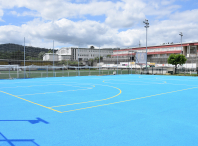 Imaxe da pista exterior de baloncesto