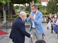 Maximino Viaño recibiu a medalla do Concello no acto do Día de Galicia en Ames