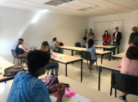 Imaxe da visita ao alumnado do programa integrado de Ames e Brión e do obradoiro RenovAmes-Brión III