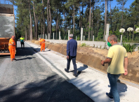 O alcalde de Ames e concelleiro de Obras e Servizos Básicos, Blas García, xunto co concelleiro do Rural, Santiago Márquez