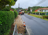 O alcalde de Ames visitou as obras da senda entre Outeiro e Costoia 