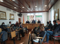 Homenaxeadas cinco traballadoras e traballadores que cumpren 25 anos de servizo no Concello de Ames