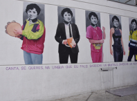 Yoseba Muruzábal elaborou o mural As Rosalías