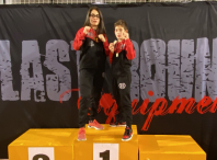 Paula e Manuel Blanco participan no Open de Laredo de kickboxing, obtendo seis podios