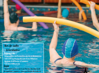 As piscinas descubertas municipais acollen en xullo sesións de aquagym e ioga de balde