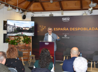 O Pazo da Peregrina de Bertamiráns acolleu &quot;La España despoblada&quot;, un foro impulsado pola Cadena Ser