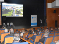 A Casa da Cultura do Milladoiro acolleu a estrea do documental “Ames, terra de acollida”