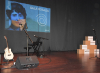 Ames conmemorou o aniversario de Rosalía de Castro cunha gala-homenaxe repleta de poesía e música na Casa da Cultura de Bertamiráns Ames conmemorou o aniversario de Rosalía de Castro cunha gala-homenaxe repleta de poesía e música na Casa da Cultura de Bertamiráns