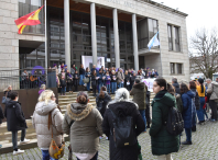 Ames conmemorou o Día Internacional da Muller cun acto institucional na praza do Concello