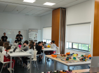 43 rapaces e rapazas participaron no obradoiro de electrónica e programación de robots da AMTIC