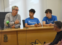 Realízaselle unha recepción a María Estévez, Roi López e Nuno Castro, atletas amesáns do Ames Atletismo e do MillaRaio