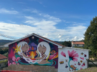 O Delas Fest deixa a súa pegada no concello de Ames mediante a obra da artista Julieta XLF