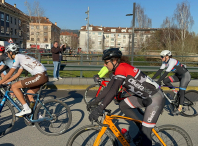 Preto dun centenar de ciclistas participaron na XVI edición da Carreira do Pavo