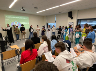 O alumnado do IES do Milladoiro pon en valor o Entroido galego cun programa de radio en directo O alumnado do IES do Milladoiro pon en valor o Entroido galego cun programa de radio en directo