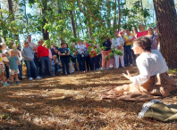 110 persoas participaron na ruta rosaliana “As Pegadas de Rosalía”