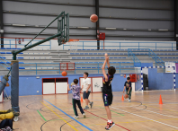Preto de 1.700 veciños e veciñas de Ames practican deporte a través da Escolas deportivas municipais