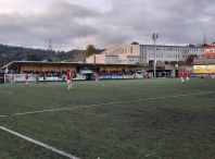 Recádanse 1.600 euros no partido solidario entre o Bertamiráns FC e Bastavales UD en favor de SOGAPS