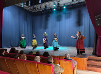 Os Castros, Pandereteiras da Costaneira, Os Retranqueiros, Airiños do Paseo do Colón, As Maianas e Requinta da Maía protagonizaron o concerto de Nadal