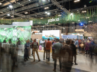 Ames estivo en Fitur representado ás asociacións de Fisterra-Muxía e Muros-Noia para a promoción de dous dos tres camiños que discorren polo seu territorio