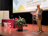 Bertamiráns acolleu hoxe a charla informativa sobre o novo Regulamento de Estranxeiría na que participaron preto de 60 persoas  