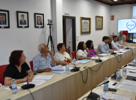 O Pleno aproba o proxecto de mellora da rede de evacuación de augas pluviais no parque empresarial Novo Milladoiro no que se investirán 150.000 euros O Pleno aproba o proxecto de mellora da rede de evacuación de augas pluviais no parque empresarial Novo Milladoiro no que se investirán 150.000 euros