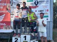 Os amesáns Jorge Paradelo e José Manuel Moure soben ao podio no Gran premio Concello de Ames de supercross 2025