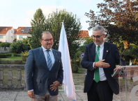 O Concello de Ames rendeulle homenaxe ao reitor da USC, Antonio López, con motivo do Día de Galicia O Concello de Ames rendeulle homenaxe ao reitor da USC, Antonio López, con motivo do Día de Galicia