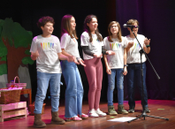 Ames celebra o Día de Rosalía de Castro cunha gala protagonizada por alumnado dos centros educativos e pola cantautora Sheila Patricia Ames celebra o Día de Rosalía de Castro cunha gala protagonizada por alumnado dos centros educativos e pola cantautora Sheila Patricia