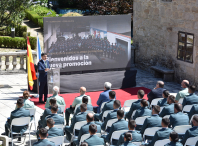 O Pazo da Peregrina acolleu o acto de recibimento dos 166 gardas civís alumnos que desenvolverán o seu período de prácticas en Galicia