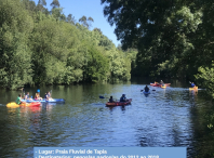 Aberto o prazo para inscribirse nos cursos de iniciación ao piragüismo que se imparten na praia fluvial de Tapia