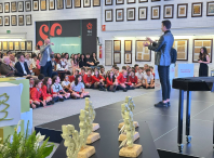 O CEIP Ago do Muíño recibe o Premio Voz Natura ao mellor proxecto da provincia da Coruña O CEIP Ago do Muíño recibe o Premio Voz Natura ao mellor proxecto da provincia da Coruña