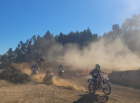 Joaquín Castro coróase como campión do Gran Premio Concello de Ames de supercross 2026 Joaquín Castro coróase como campión do Gran Premio Concello de Ames de supercross 2026