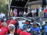 Ames acolle o XXXIII Campionato do Mundo IAU de 100 quilómetros no que participan preto de 400 atletas Ames acolle o XXXIII Campionato do Mundo IAU de 100 quilómetros no que participan preto de 400 atletas