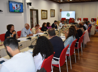 O Pleno aproba o expediente de licitación do contrato de concesión de obra pública das instalacións deportivas municipais do Milladoiro e da Telleira O Pleno aproba o expediente de licitación do contrato de concesión de obra pública das instalacións deportivas municipais do Milladoiro e da Telleira