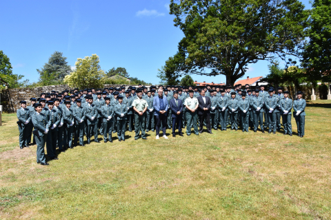 O Pazo da Peregrina acolleu o acto de recibimento dos 166 gardas civís alumnos que desenvolverán o seu período de prácticas en Galicia