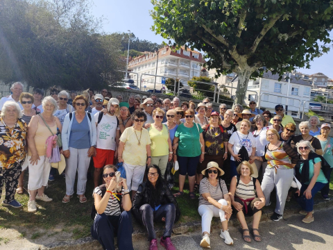 O campamento sénior do programa Amessán pecha a súa sexta edición cun roteiro polo Grove, Combarro e Pontevedra