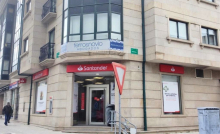O Banco Santander reabrirá a oficina de Bertamiráns O Banco Santander reabrirá a oficina de Bertamiráns